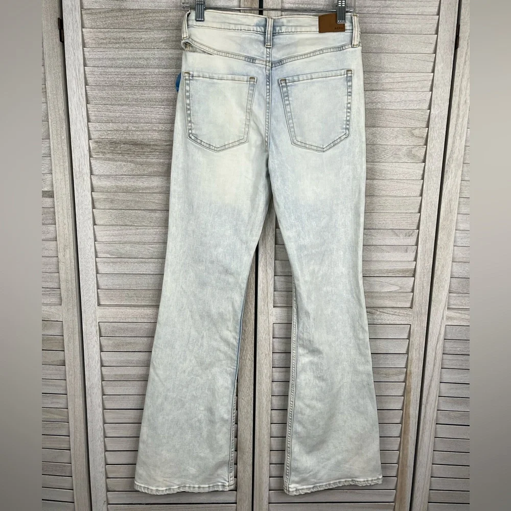 AEROPOSTALE High Rise Flare Stretch Jeans Light Wash Distressed-6 - Picture 2 of 5